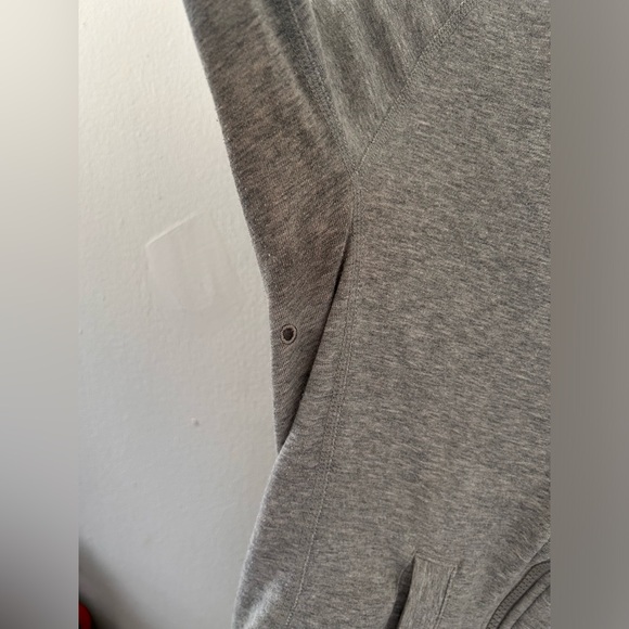 NIKE - Women’s Dri-Fit Grey Zip-Up in Extra Small - Picture 4 of 16